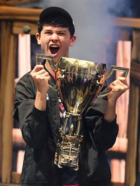 richest esports player.